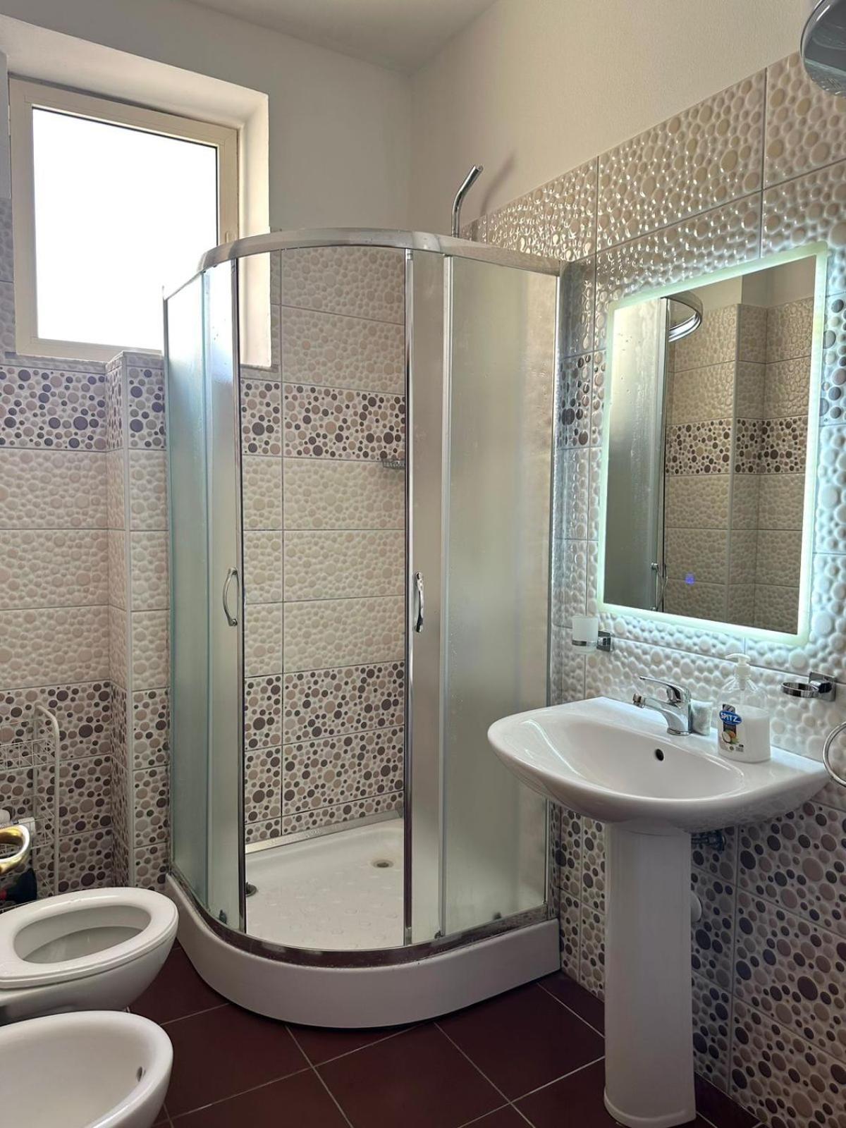 Shkodra Apartments Luaran gambar